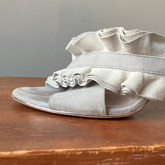 Kenneth Cole New York Leather Heels size 10 - Picture 14 of 15